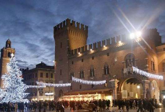 Ferrara e il suo antico mercatino di Natale  2/3 giorni - 1/2 notti